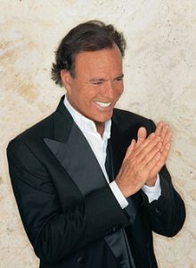 Julio Iglesias se convierte en abuelo