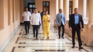 La vicepresidente asume agenda de fin de semana del presidente Abinader, afectado por COVID-19