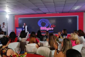 OLA sector externo dió a conocer la tarde de hoy, la estructura de la directiva  de OLA mujeres