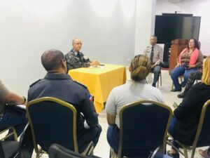 Director Policía Comunitaria se compromete a trabajar con la Sociedad