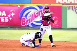 Sirí, García y Candelario castigan pitcheo de Estrellas