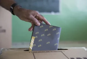 Observadores internacionales felicitan a RD por elecciones ordenadas y democráticas