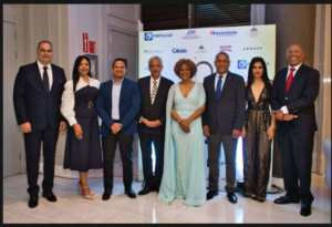 Marivell Contreras se juramenta como presidente de ACROARTE 2025-2027