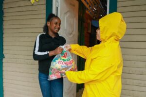 Regidora Adalgisa Núñez encabeza operativo de socorro y asistencia social junto a la Alcaldía y el Gabinete de Políticas Sociales
