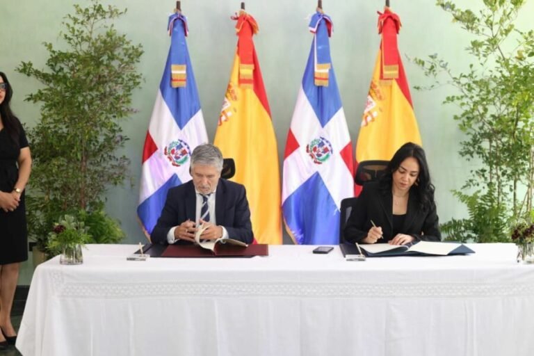 Faride Raful, firma tratado internacional con España para fortalecer la prevención y detección del crimen organizado