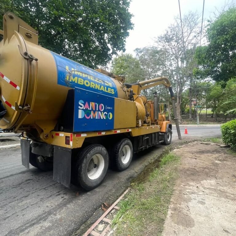 Alcaldía del Distrito Nacional intensifica trabajos preventivos para contrarrestar efectos de las lluvias