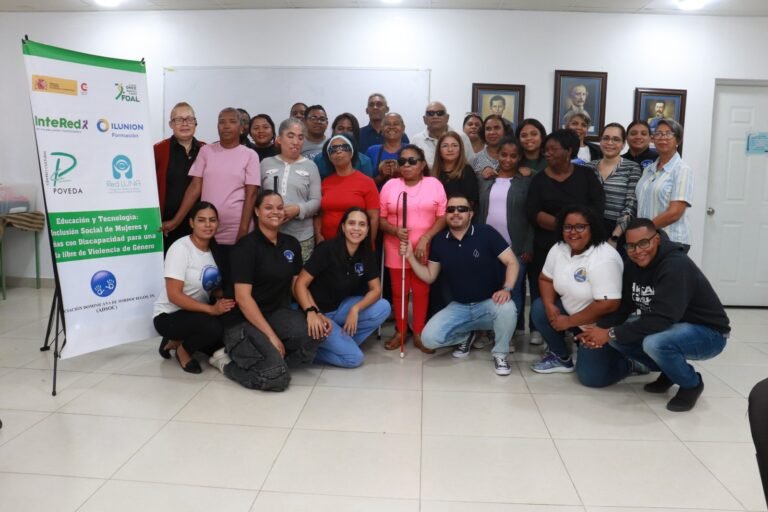 ADSOC lidera “Formación de Formadores” para guías intérpretes de personas sordociegas en República Dominicana