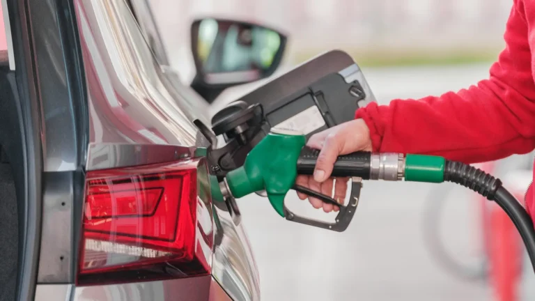 Suben los combustibles en RD y generan reacciones en Santo Domingo Norte