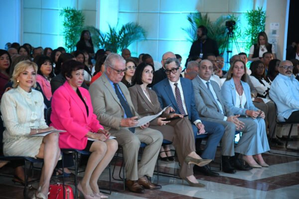 Según las estadísticas presentadas por MIRTI, el 8.1 % de los niños y niñas en edades entre 5 y 17 años se encuentran en situaciones de trabajo infantil.