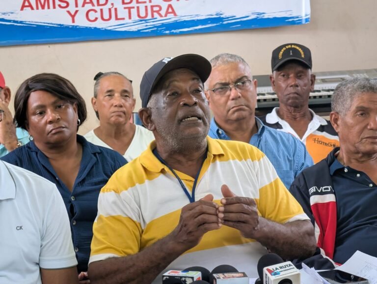 Productores agrícolas de Bayaguana exigen titulación definitiva y apoyo estatal tras años de espera