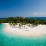 El crecimiento en Centroamérica lo encabezó El Salvador, con 1,7 millones de turistas hasta abril, 35 % más interanual, según datos oficiales compartidos