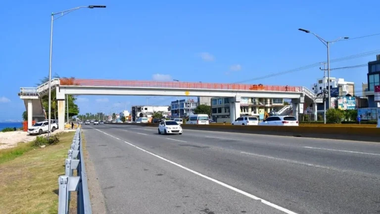 Obras Públicas informa a partir de esta noche habrá cierre parcial al tránsito en la autopista Las Américas